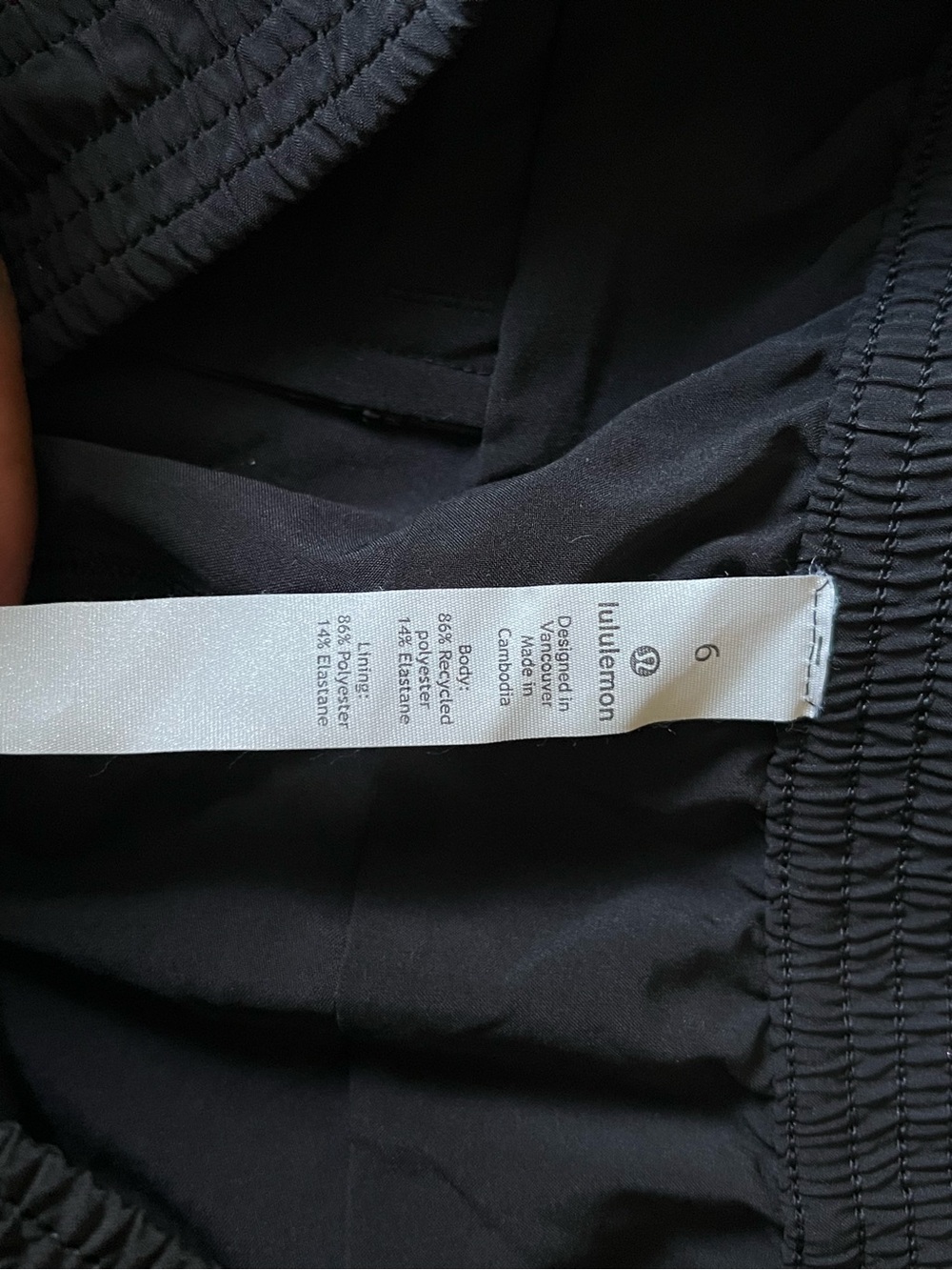 lululemon athletica Black Elastic Waist Athletic Shorts - Picture 11 of 11